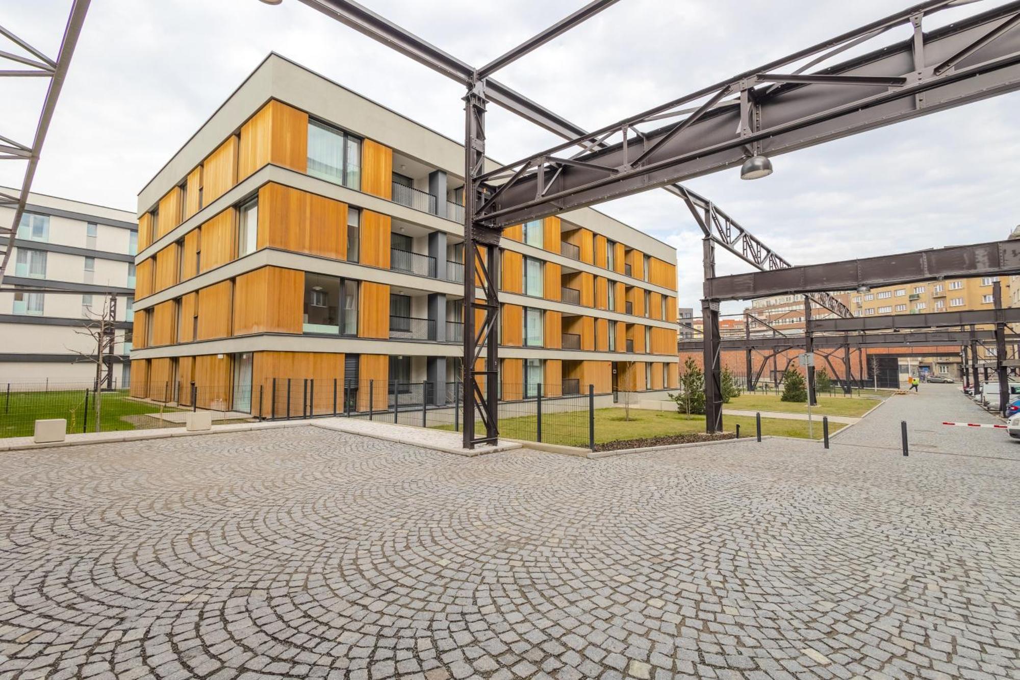 Design Apartment - Balcony, Free Parking, Yoga, 10 Mins To Center, By Gravity Prague Praga Exterior foto