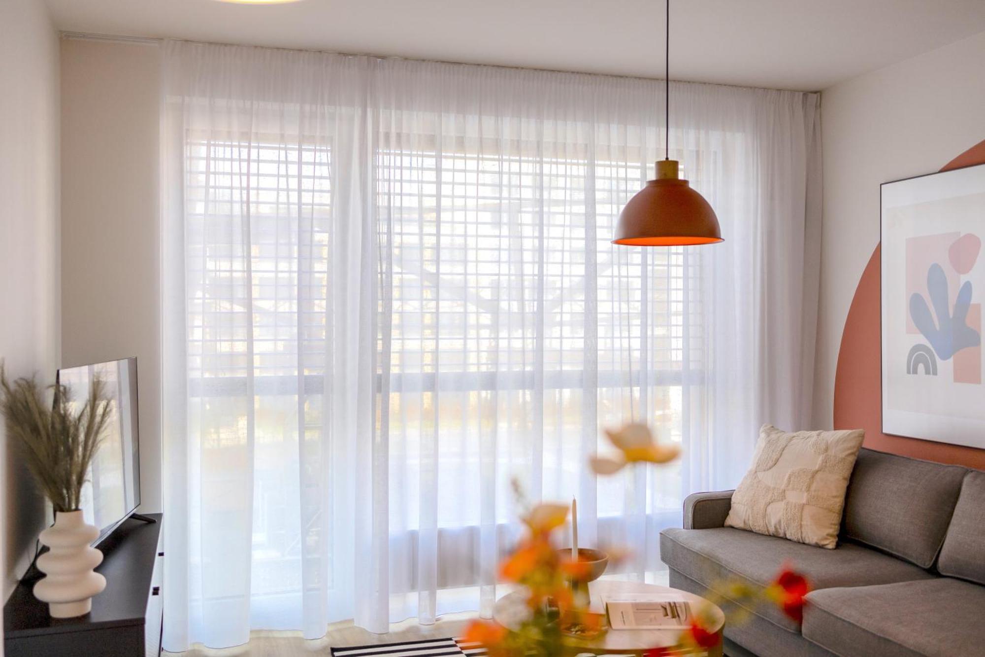 Design Apartment - Balcony, Free Parking, Yoga, 10 Mins To Center, By Gravity Prague Praga Exterior foto