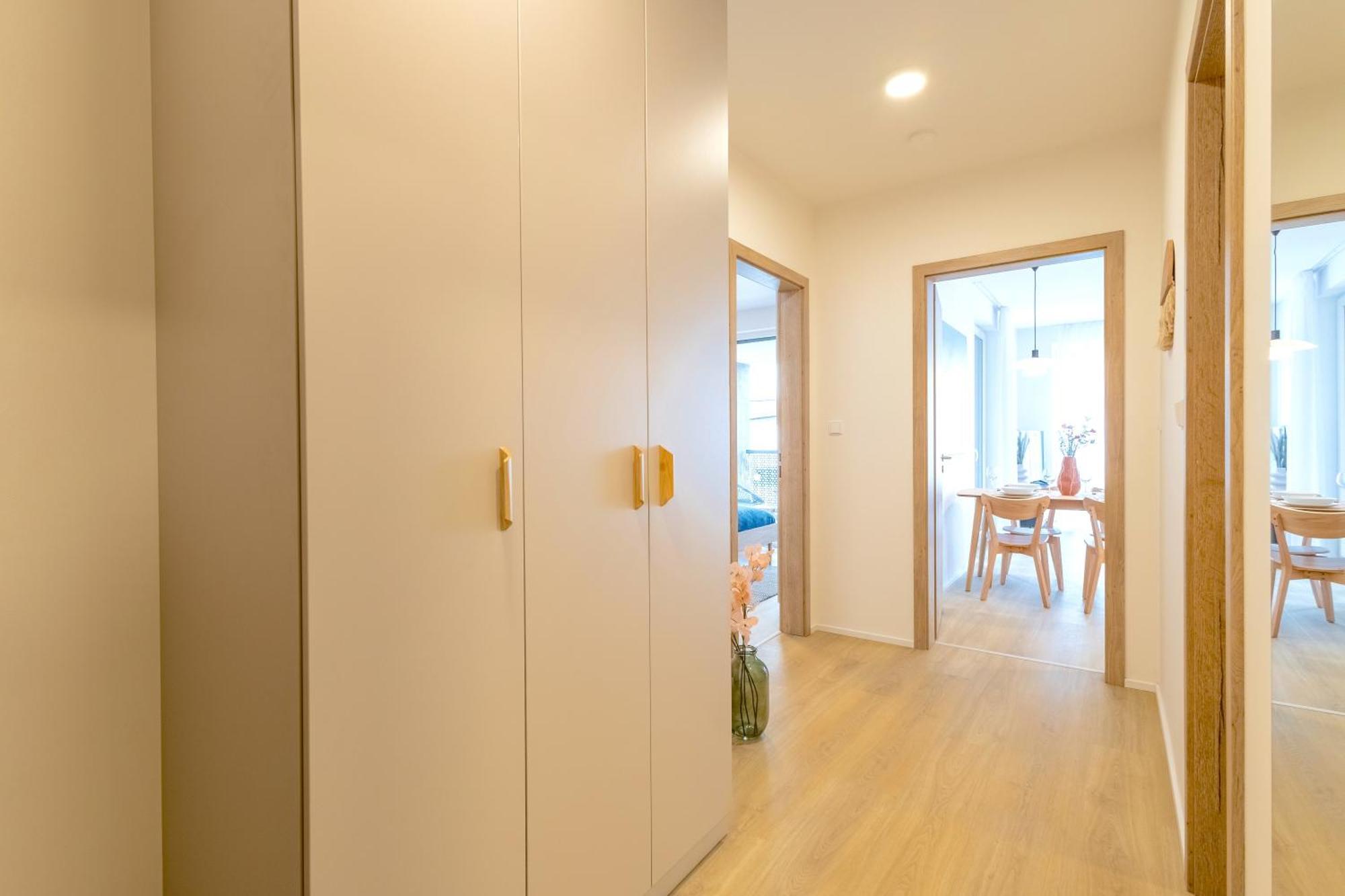 Design Apartment - Balcony, Free Parking, Yoga, 10 Mins To Center, By Gravity Prague Praga Exterior foto